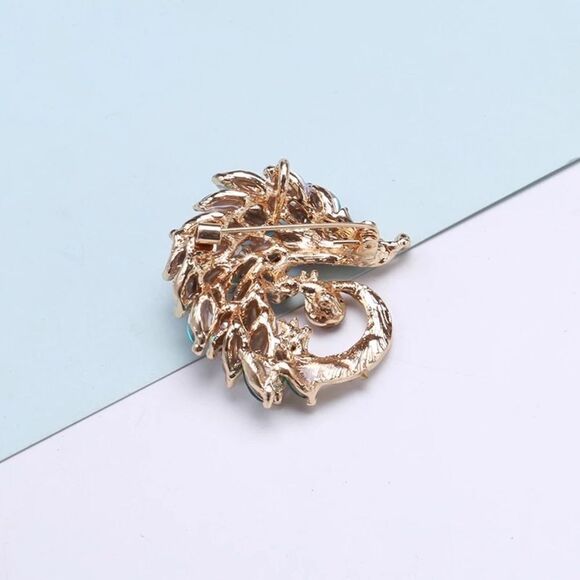 VQ Hedgehog Brooch - Picture 6 of 8
